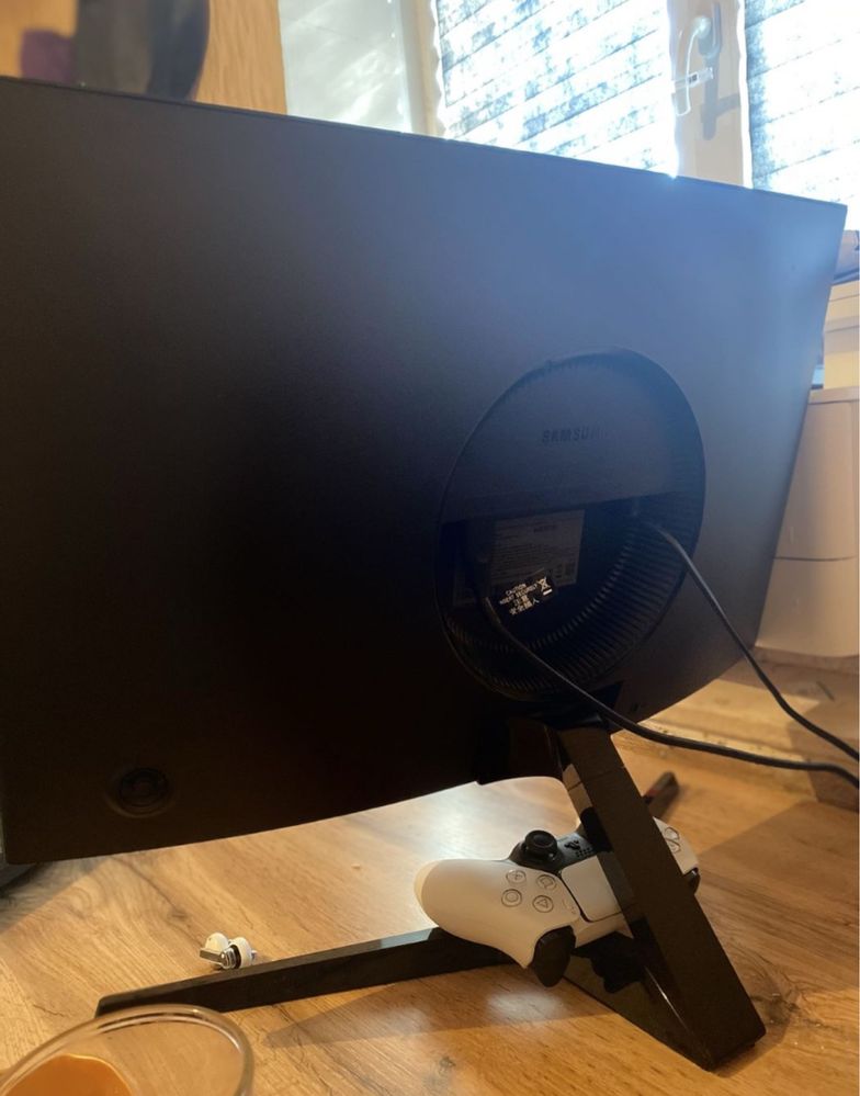 Монитор Samsung 24” 144гц Fullhd
