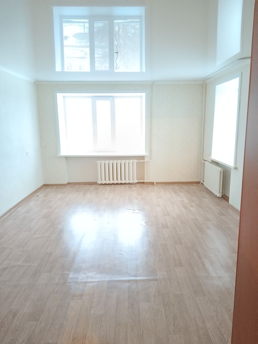 Продам 3 х комн квар . 5-29, 3 этаж.