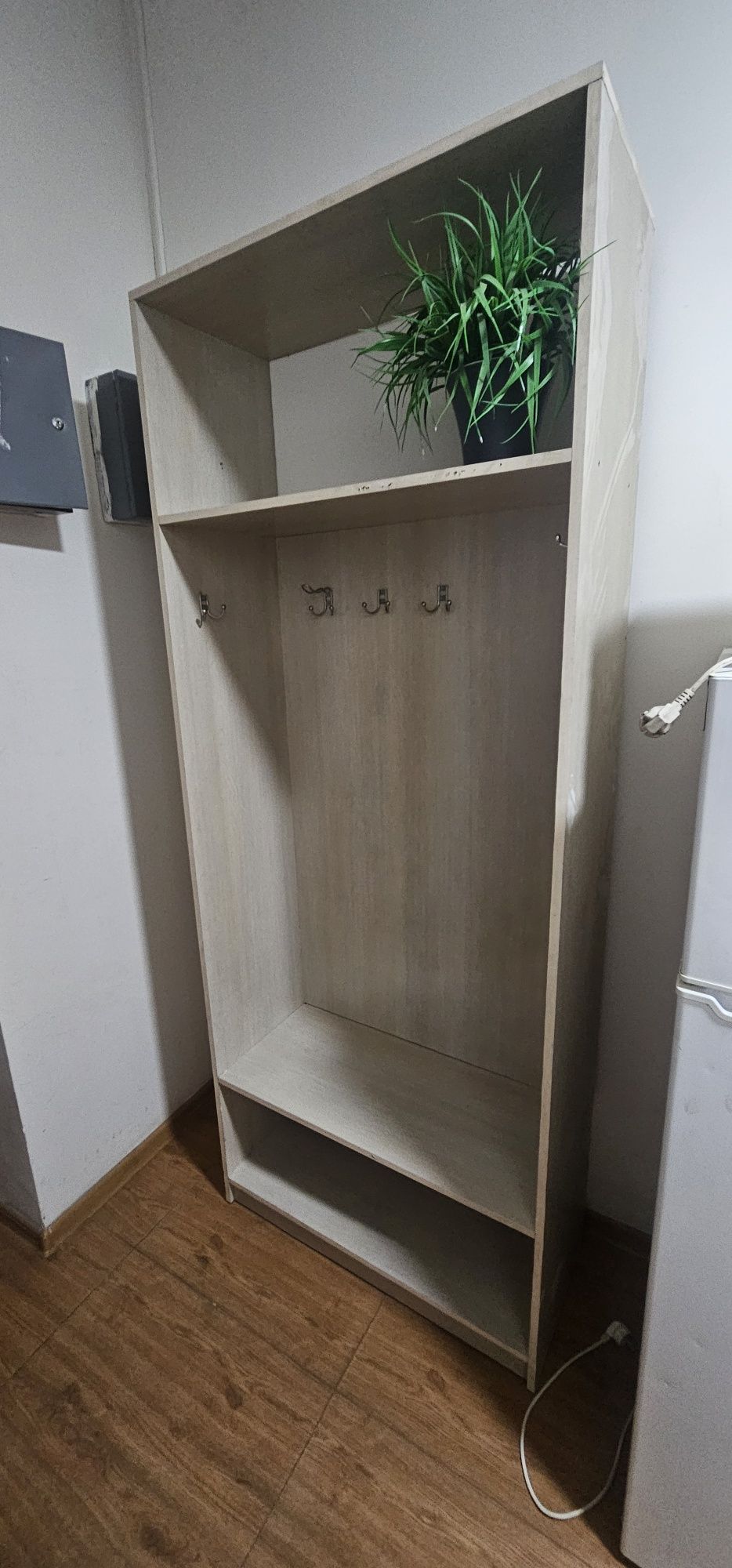 Продам шкаф самовывоз таугуль3