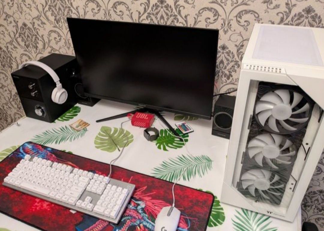 Игровая мышка Logitech g102