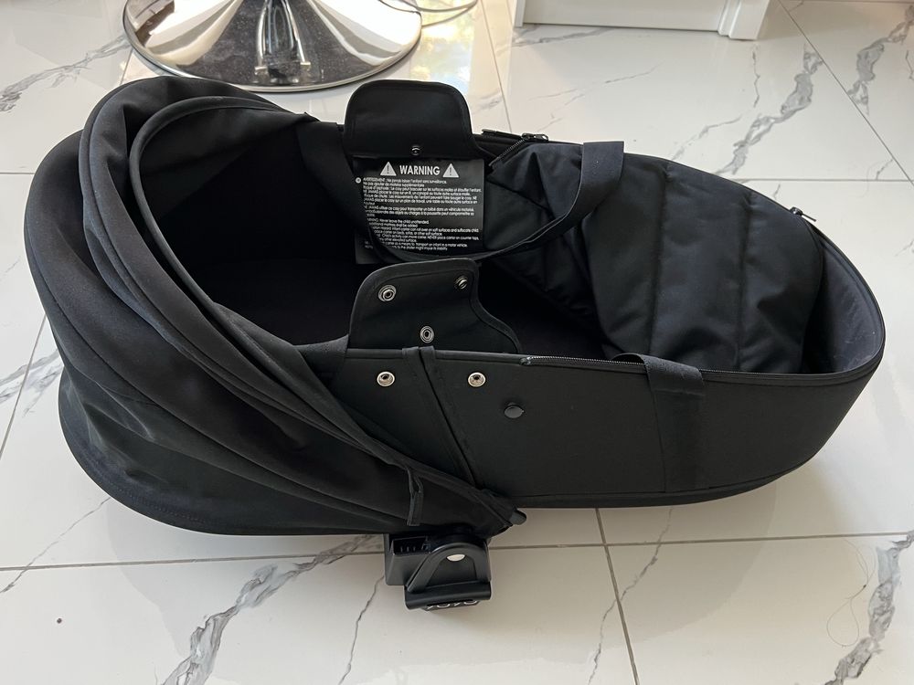 люлька Bassinet  YOYO2 для коляски! в отличном состоянии