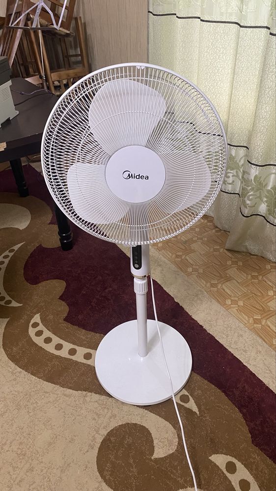 Вентилятор Midea