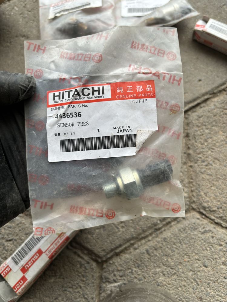 Хитачи Isuzu 4HK1 6HK1 двигатель на разбор и запчасти