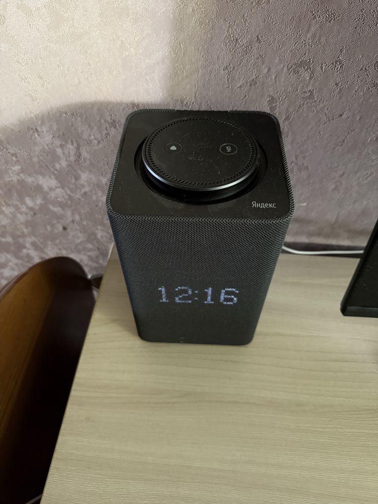 Алиса, яндекс станция Макс