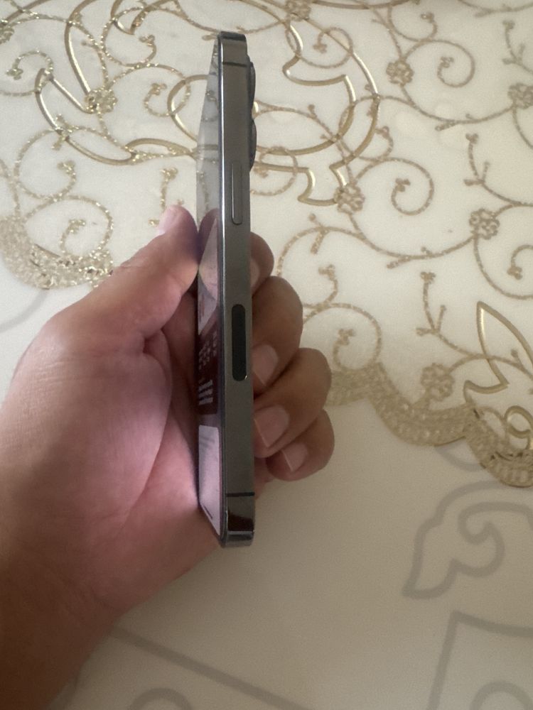 Iphone 13 pro в идеалном состояние