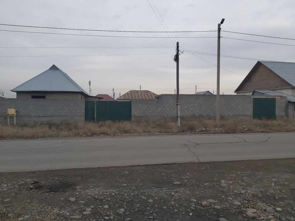 Продам земельный участок в восточном микрорайоне