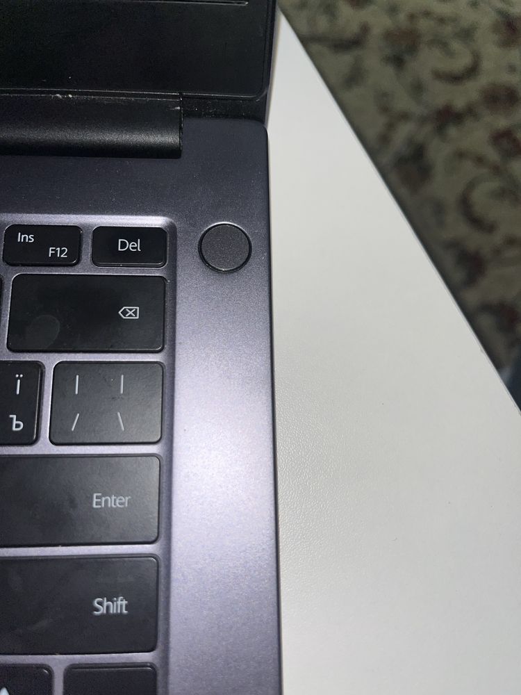 Продам ноутбук Huawei MATEBOOK D14