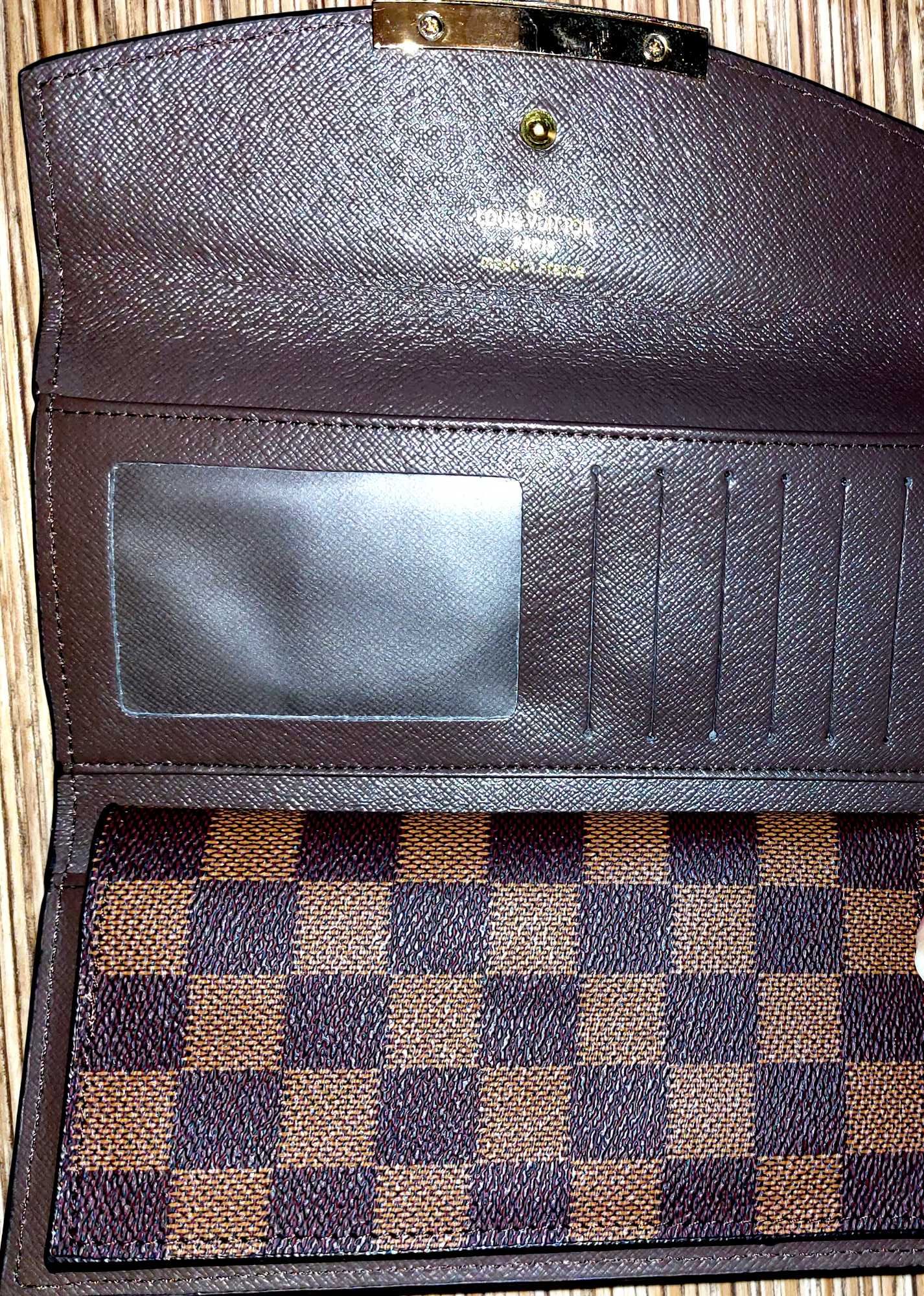 Портмоне женское новое Louis Vuitton - 40 000 тнг.