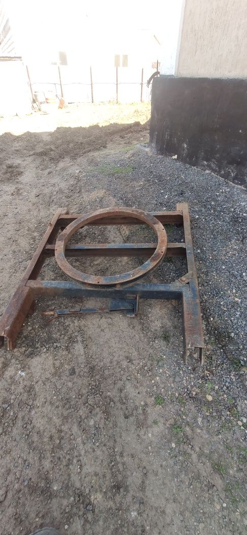 Продам круг для прицепа