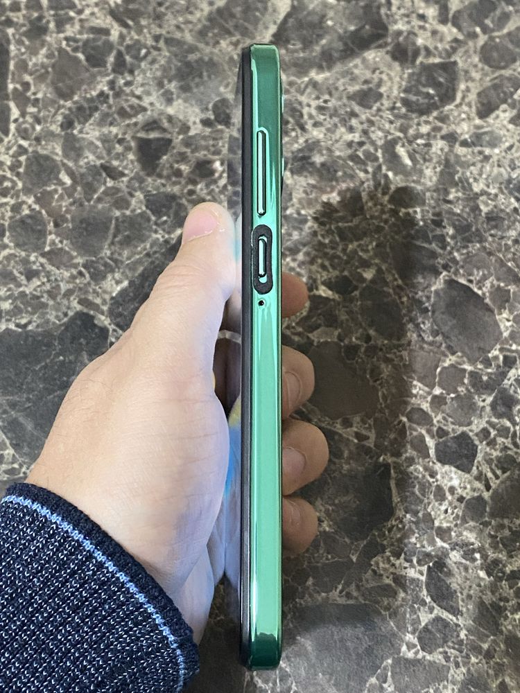 i14 Pro Max N86 зеленый RAM 4Gb, 32 Gb + Flash card 64 Gb Android 10