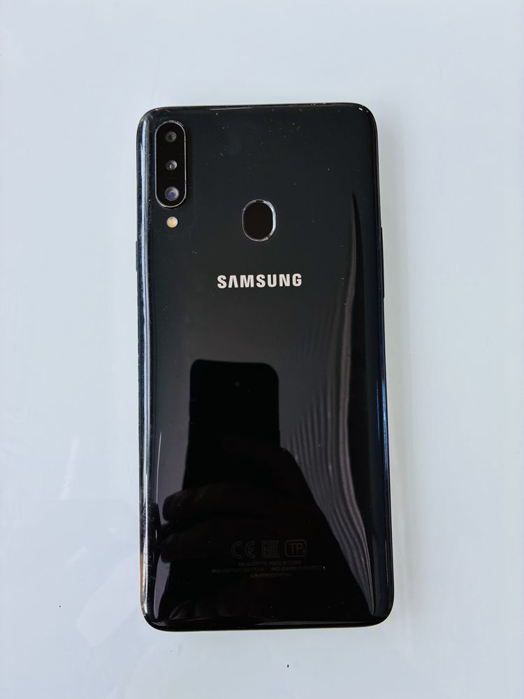 Продаю самсунг А20с  Samsung A20s