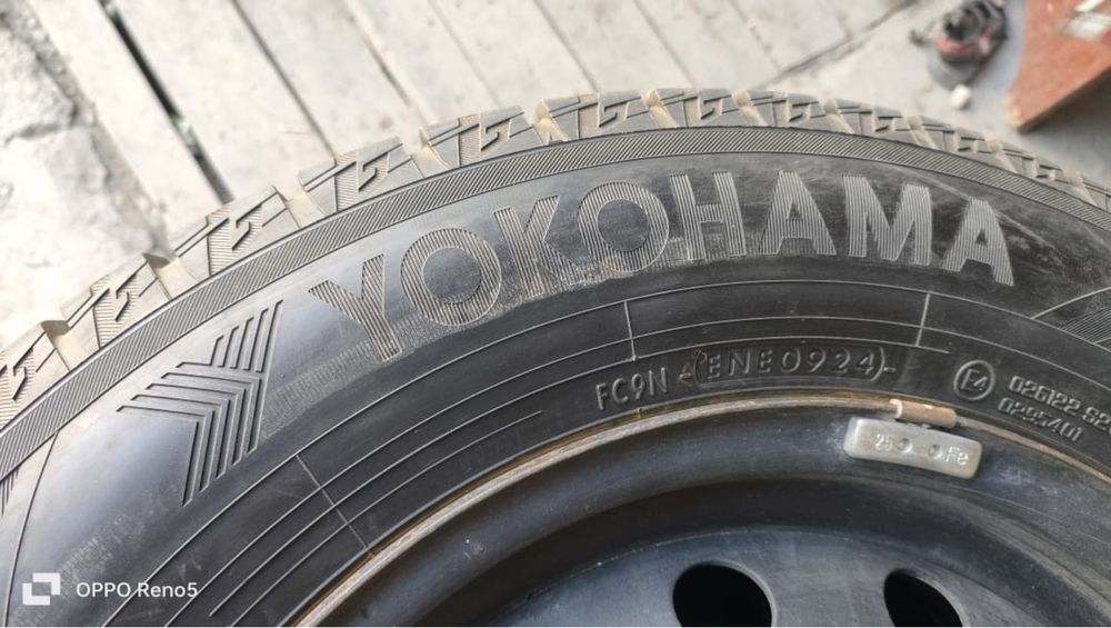 Yokohama Комплект зимних шин с дисками R 15.