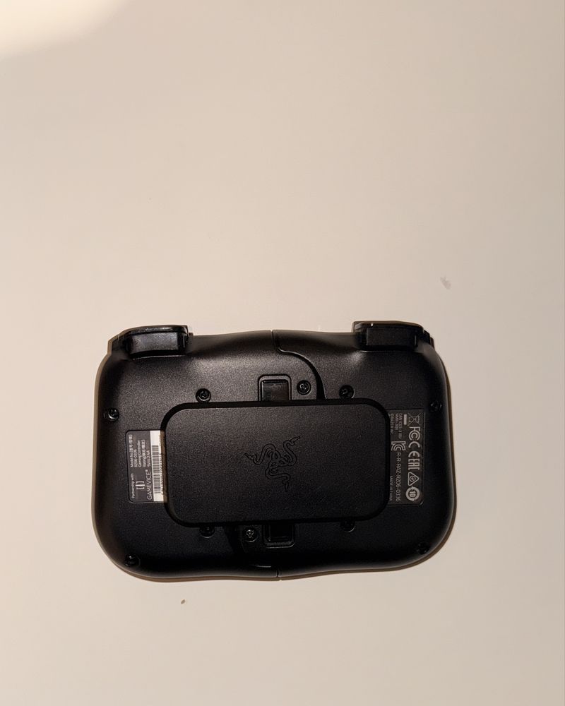 Razer GameVice.