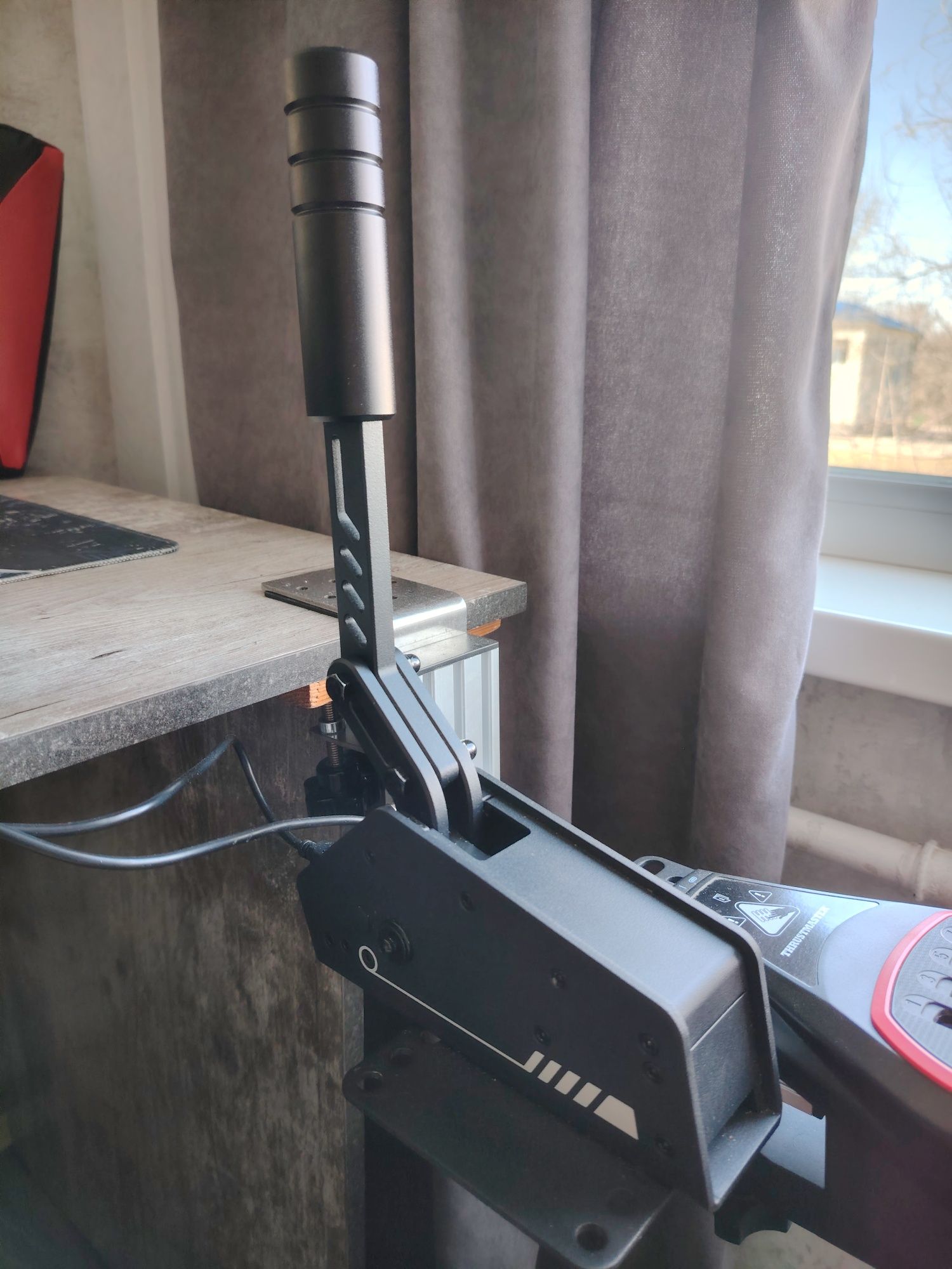 руль Thrustmaster T300, Th8s, Pxn. Можно в рассрочку