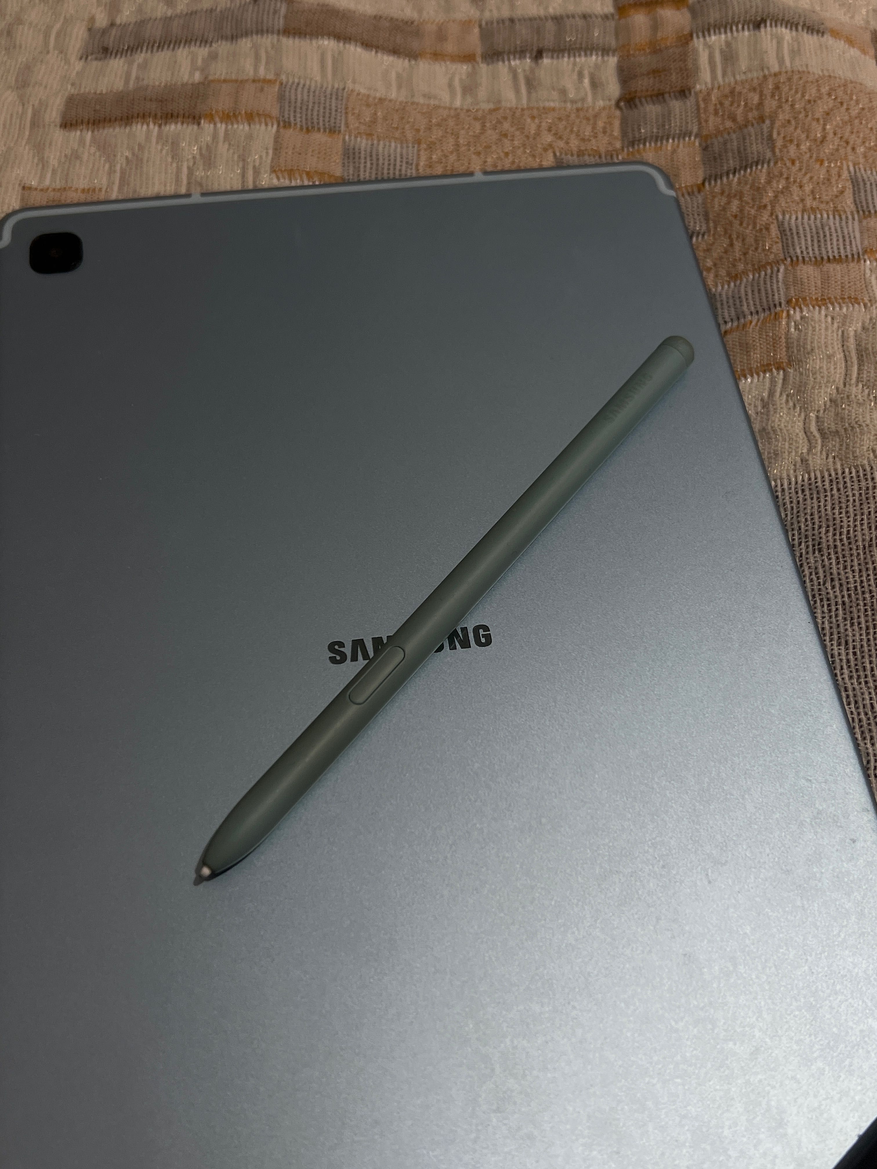 Продам Samsung Tab S6