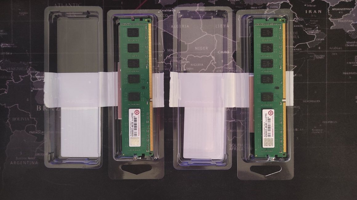 Продам ОЗУ (Оперативная память) 4 ГБ DDR3 1333 МГц 2 шт.