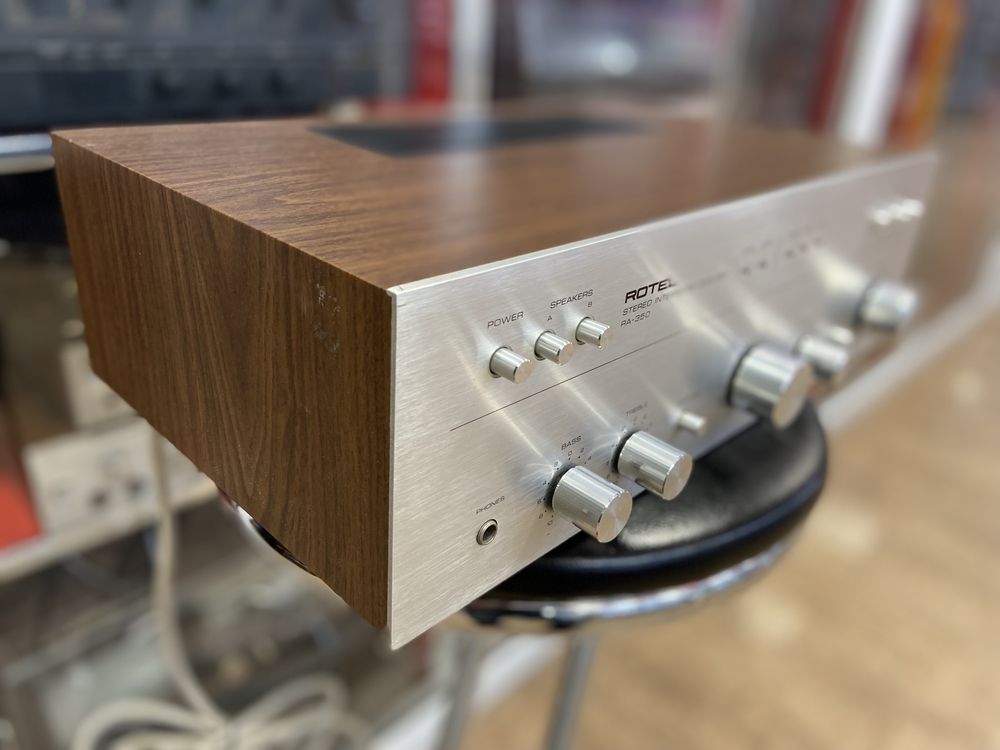 Усилитель Rotel RA350 и Эквалайзер Rotel RE700 Hi-Fi
