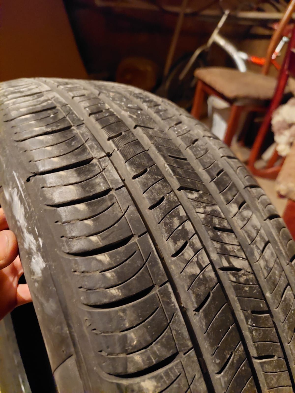 Kumho 215/55/17 лето