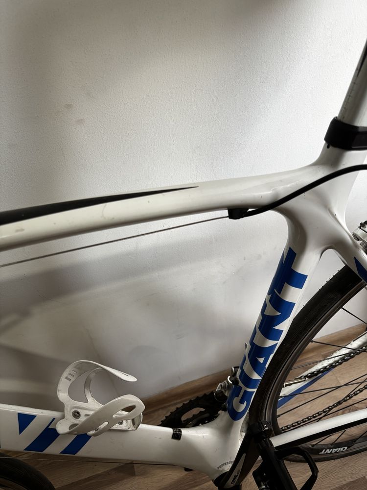 Шоссейный велосипед Giant TCR
