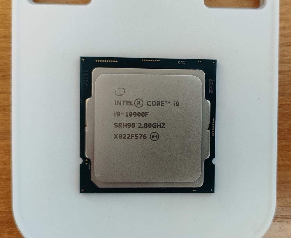 Продам процессор Intel Core i9 10900F