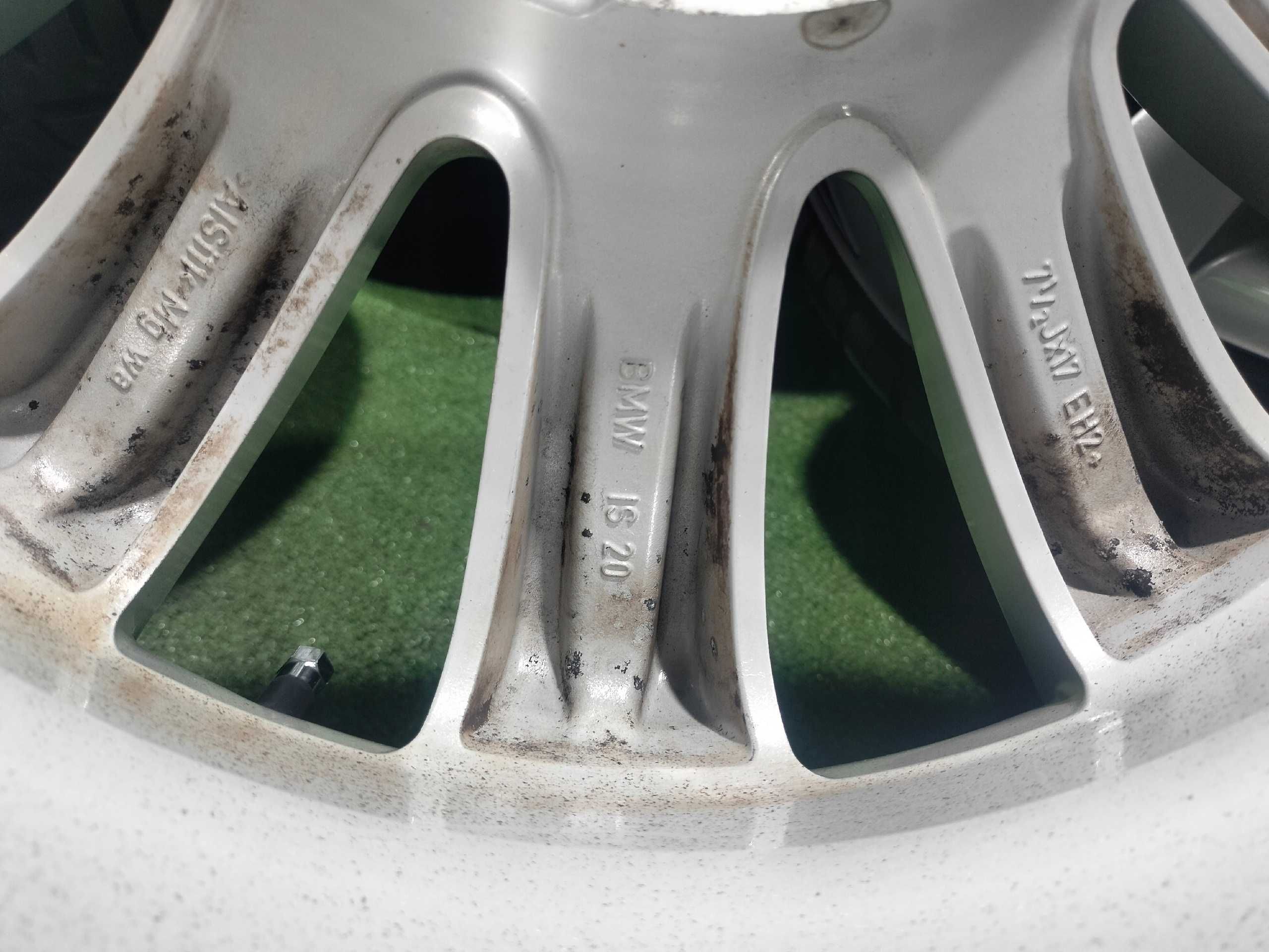Продам Диск с шинами Bridjestoune s001 RFT BMW 225/50R17 7,5J IS20