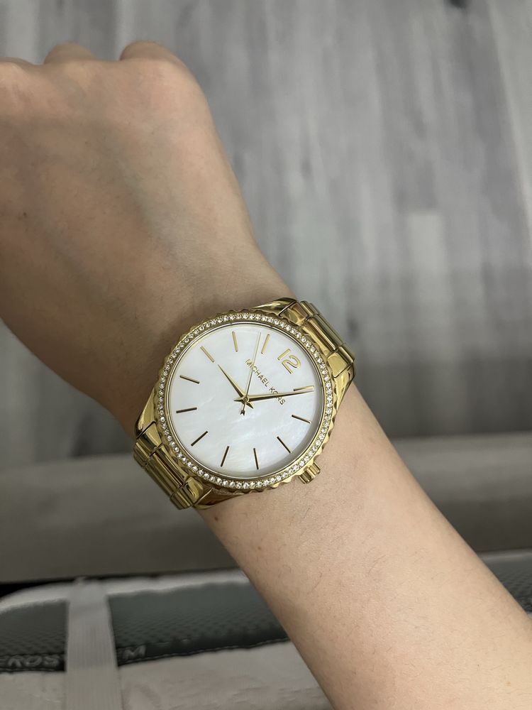Часы Michael Kors