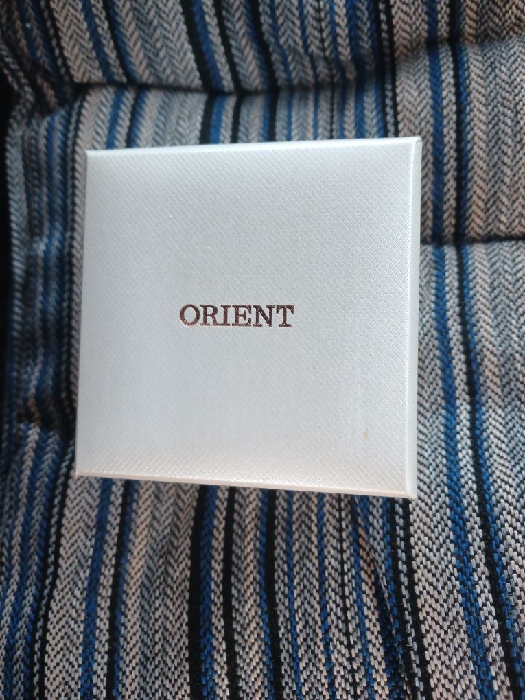 Часы женские производство Япония.  " ORIENT " позолоченные.