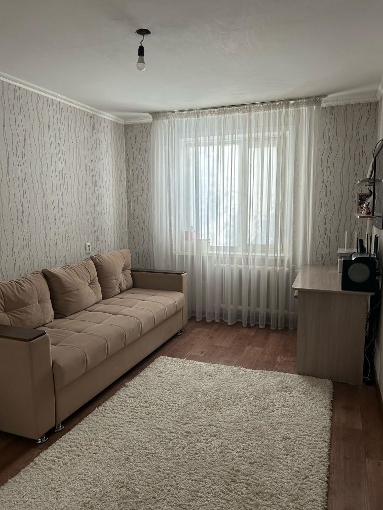 Продам 3 комнатную улучшенную квартиру