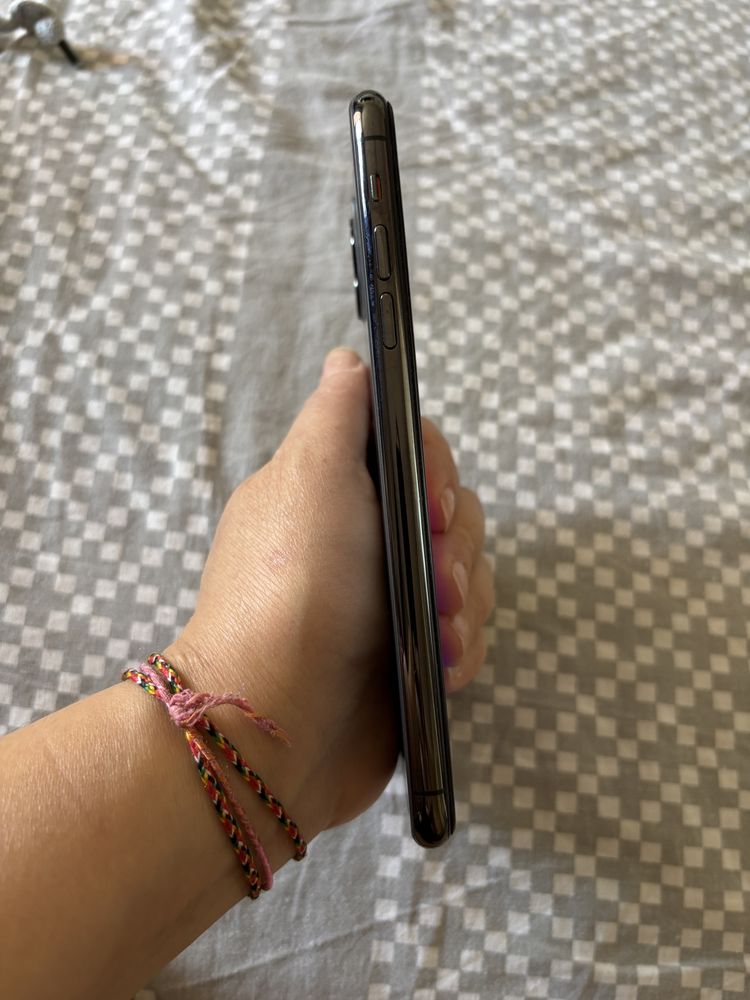 Продам срочно Apple 11PRO Max 256gb