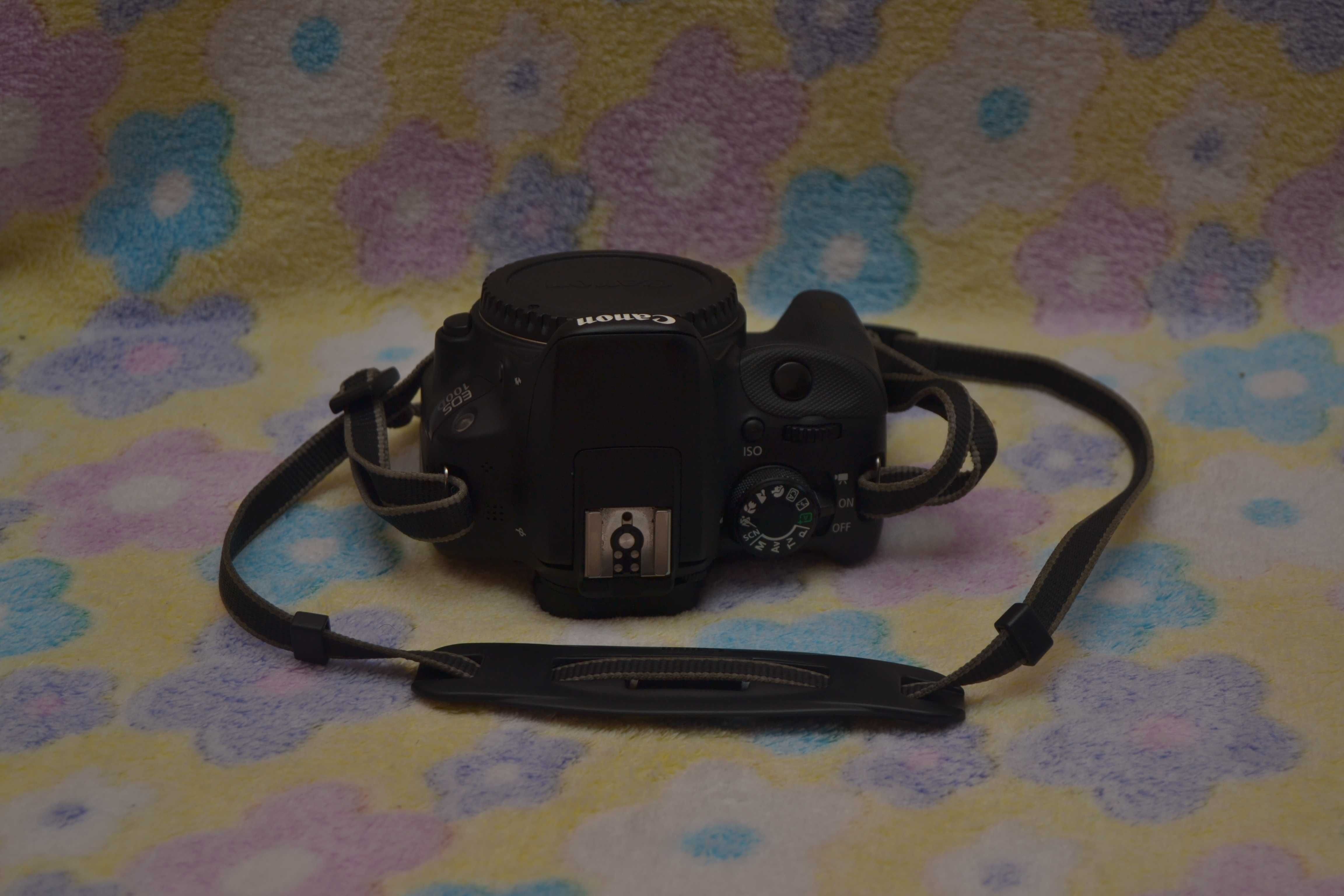 Фотоаппарат Nikon D5300, кинокамера почти даром. Фотовспышка, комплект