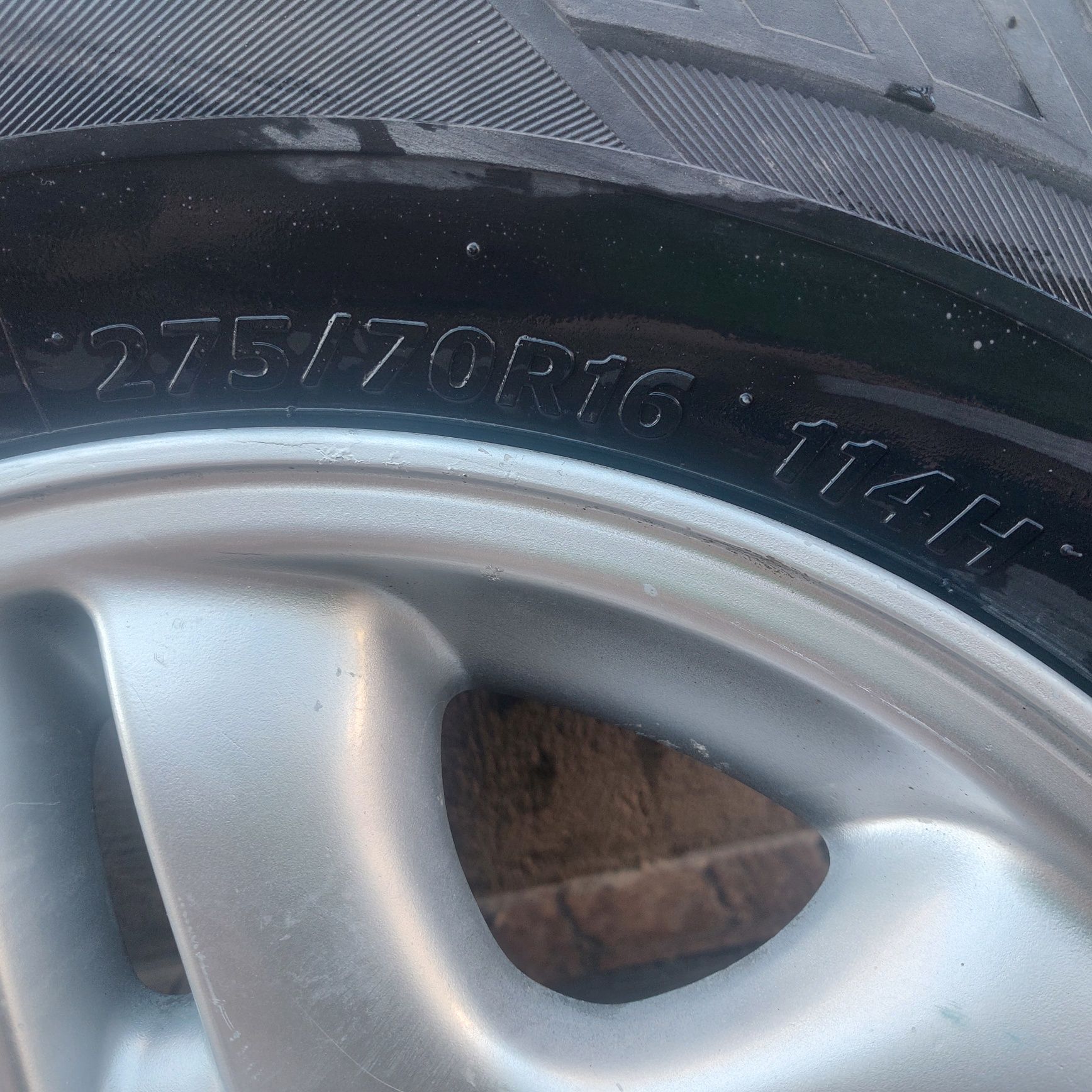 Колеса в сборе  комплект 5колес,от  LX 470.  275/70 R16