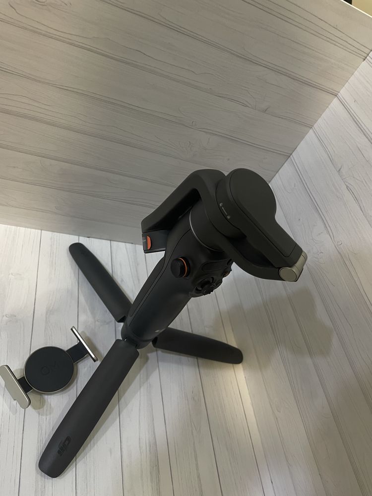 Стабилизатор DJI OSMO MOBILE 6