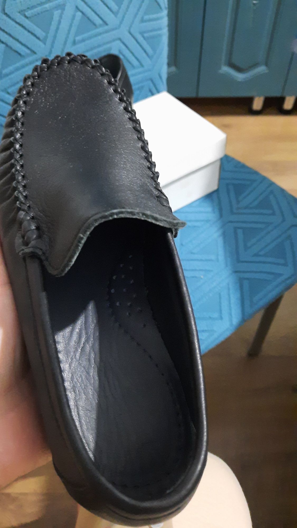 Продам туфли для школьника