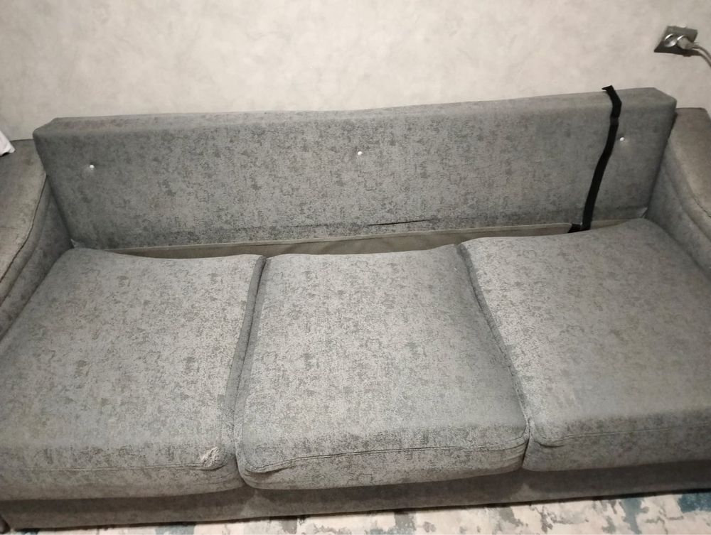 продам диван бу