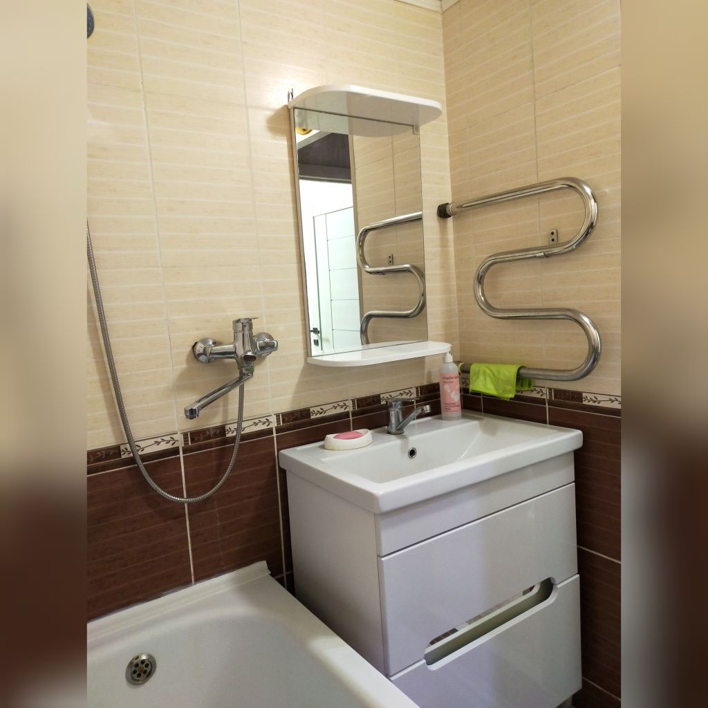 Продам 3 к квартиру на 5 мкр