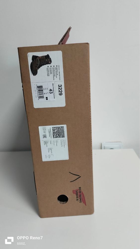 Продам летний защитную обувь RedWing