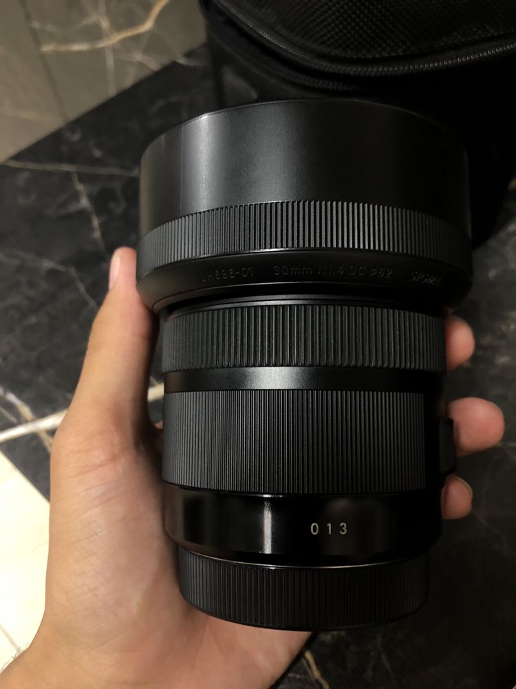 Sigma 30mm 1.4 на кэнон