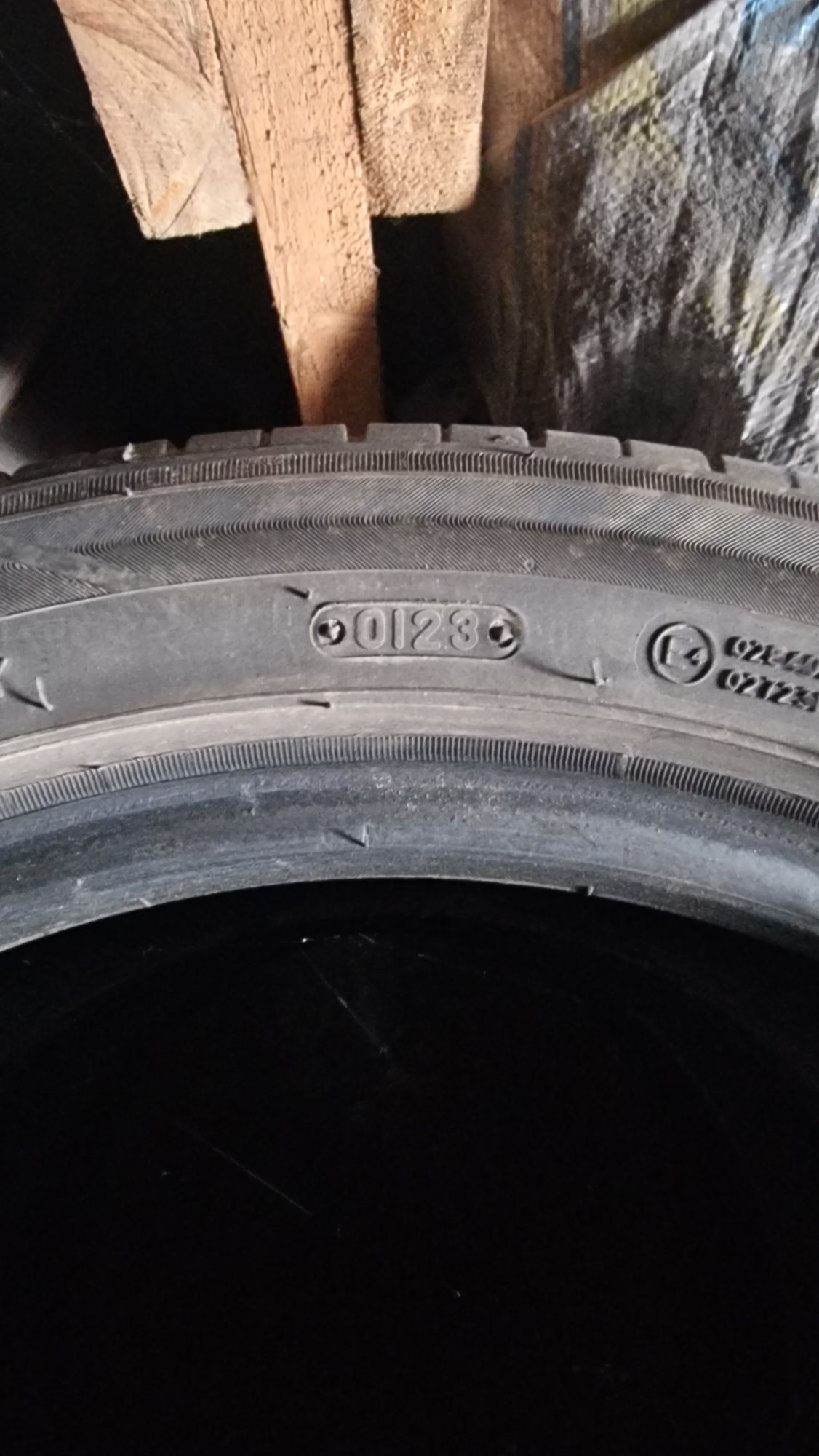 Резина 245/45/18