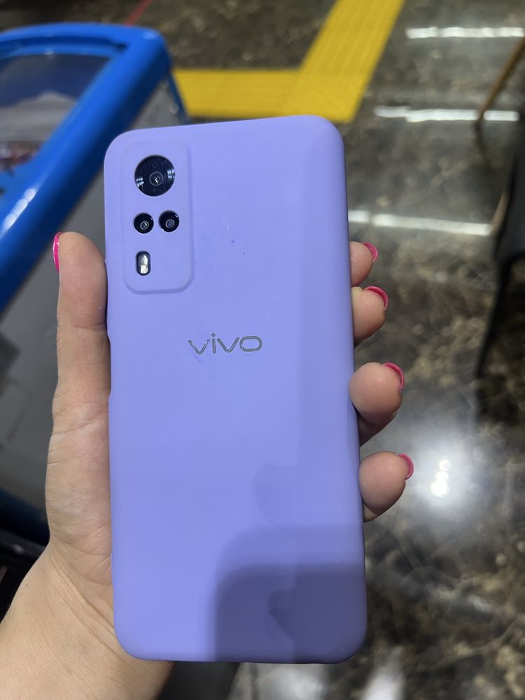 Продам vivo y53 недорого