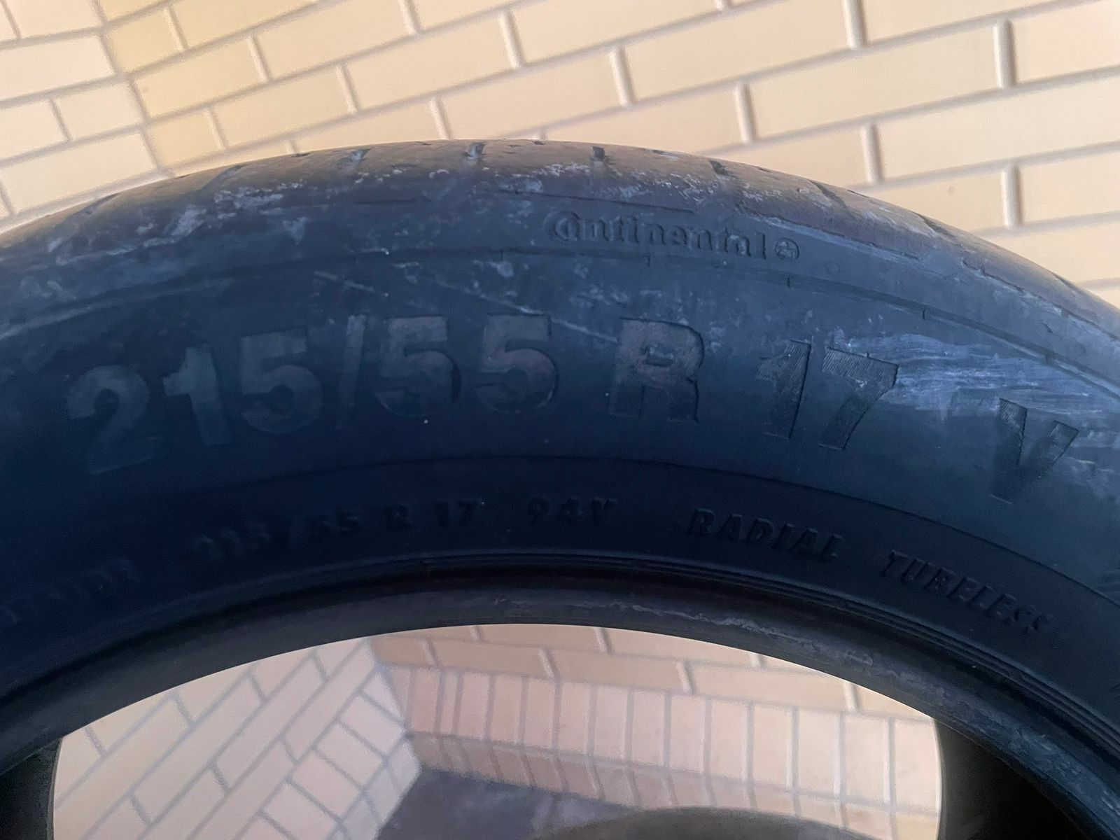 Продам резину Continental 215/55/17