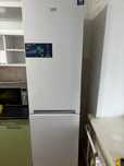 Продам холодильник Beko, приобритен год назад