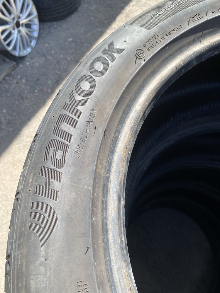 Комплект летние разноразмерные шины 235/50/19 255/45/19 Hankook Ventus