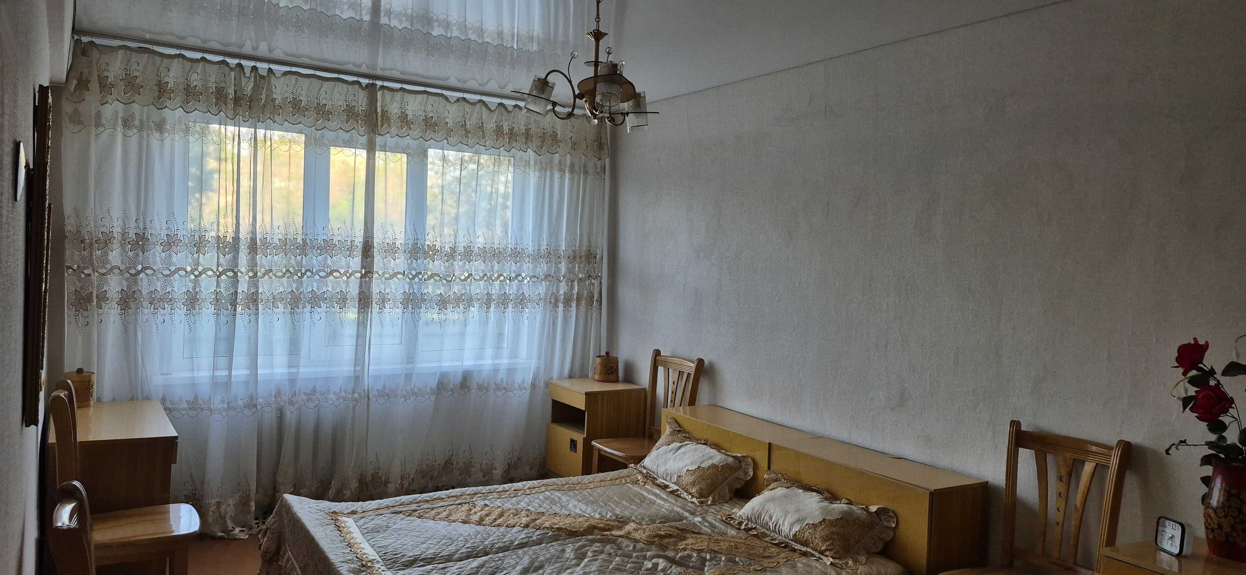 Продается 3-х квартира ул. Новаторов 5 (маг. «Южный»).