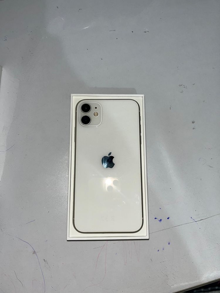 iPhone 11       .