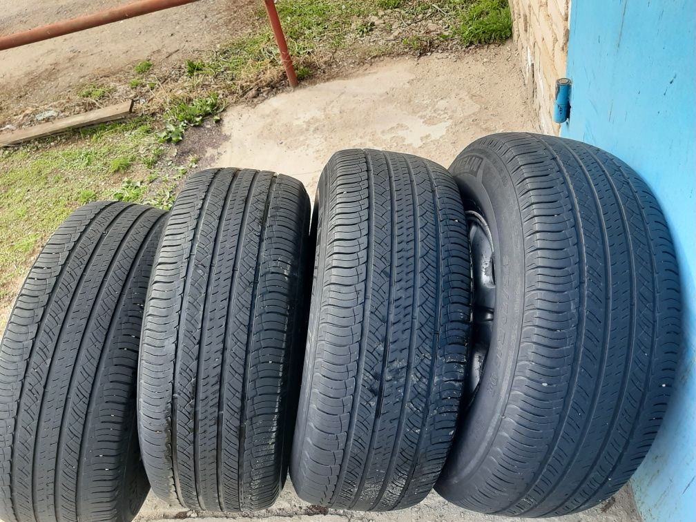 Продам колеса взборе 275/70/16