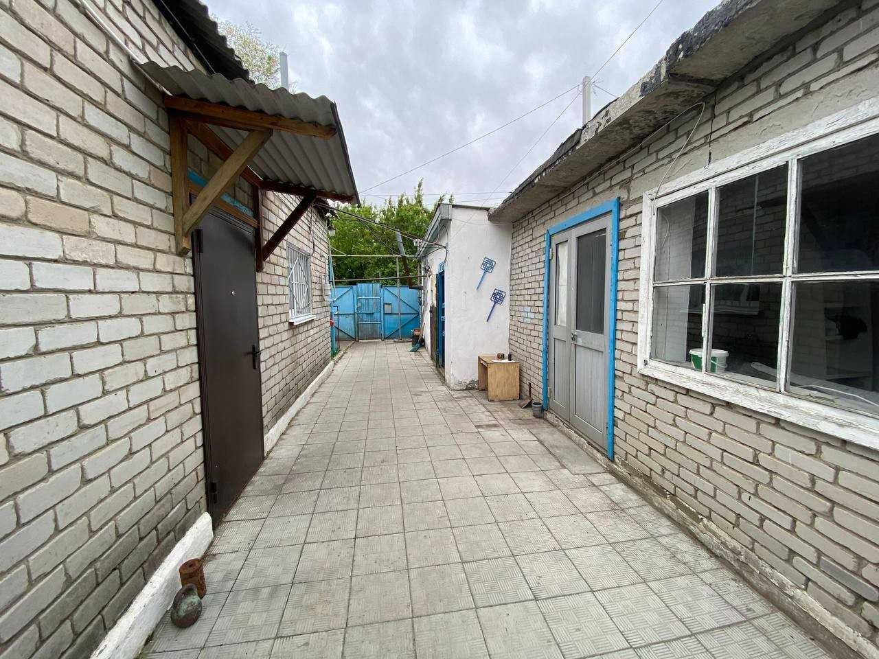 Продается 1/2 часть дом район КИНЭУ!