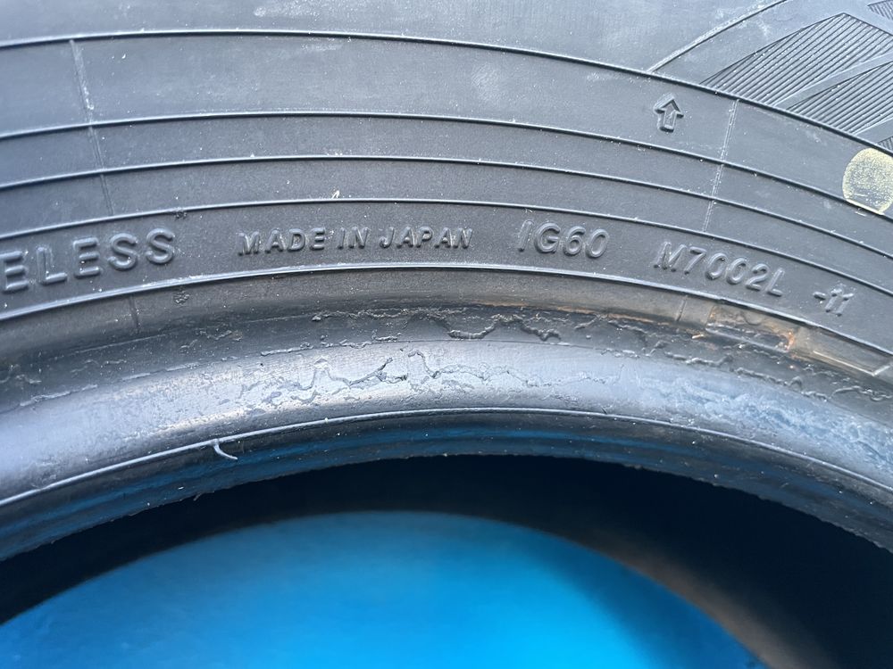 Продам резину YOKOHAMA