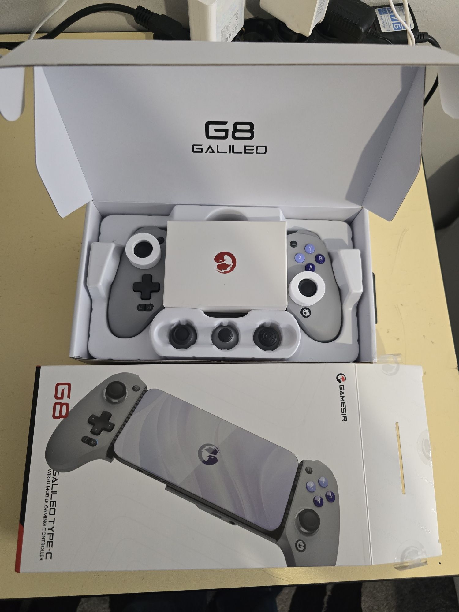 Игровой контроллер для смартфона GameSir G8 Galileo