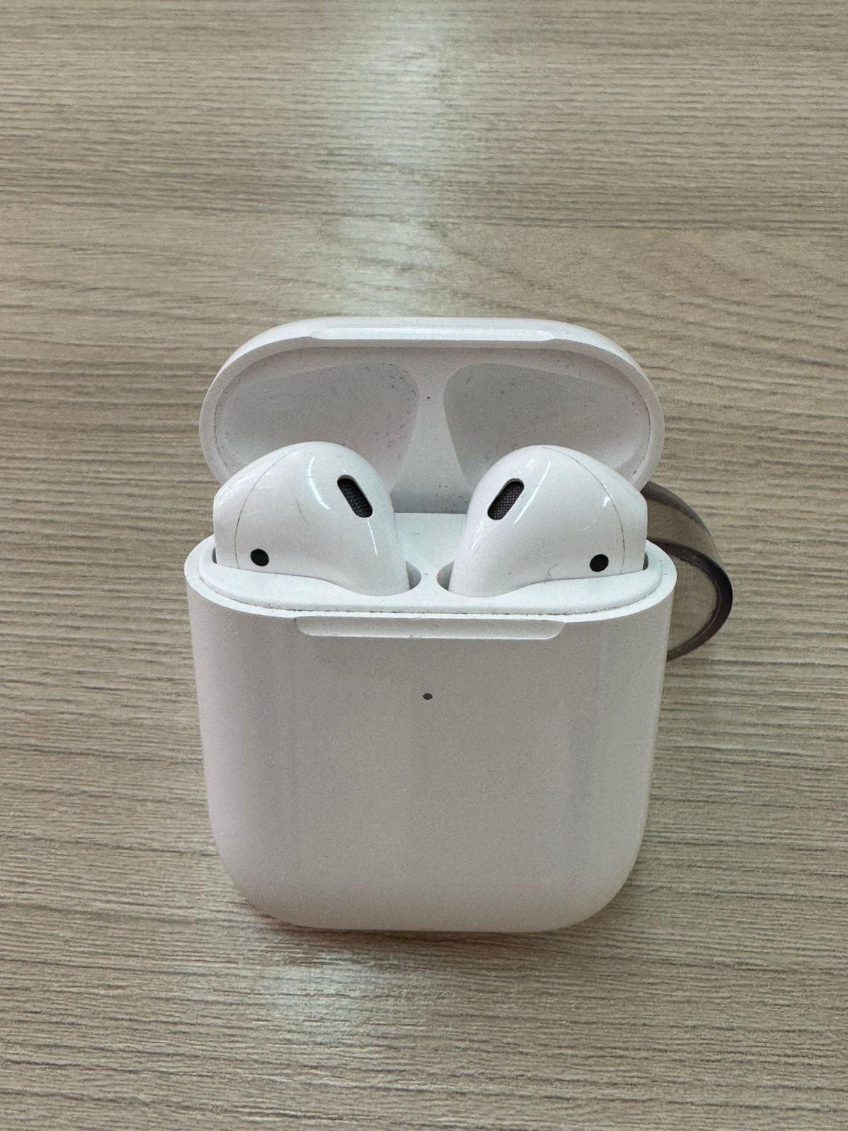 Airpods 1 продаю в идеальном состоянии