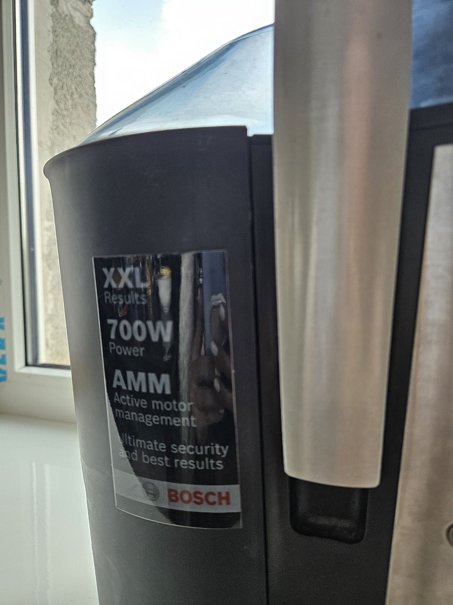 Соковыжималка Bosch MES3500 черный, серебристый